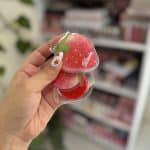 رژگونه های توت فرنگی اسیب دیده و تستر
